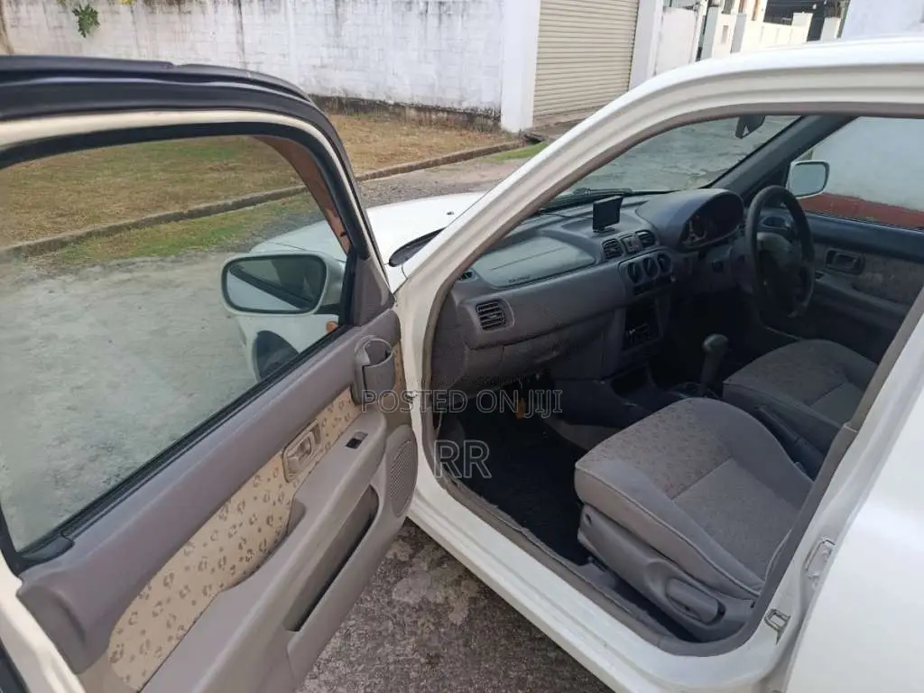 Nissan March K11 AK11 2001 Car (Used)