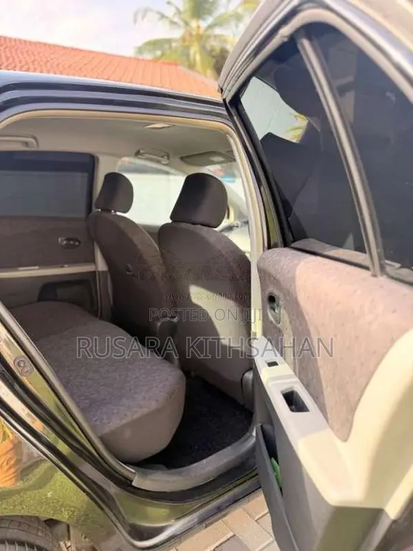 Toyota Vitz 2008 Car (Used)