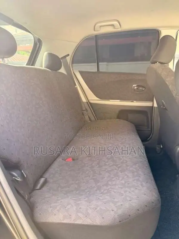 Toyota Vitz 2008 Car (Used)