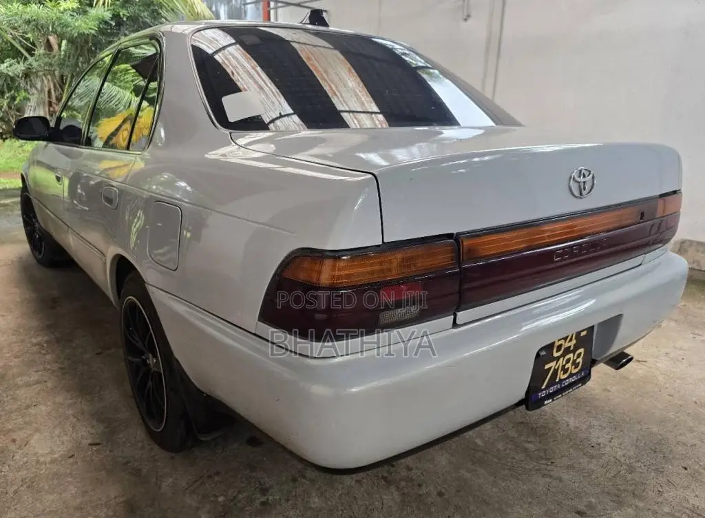 Toyota Corolla 1992 Car (Used)