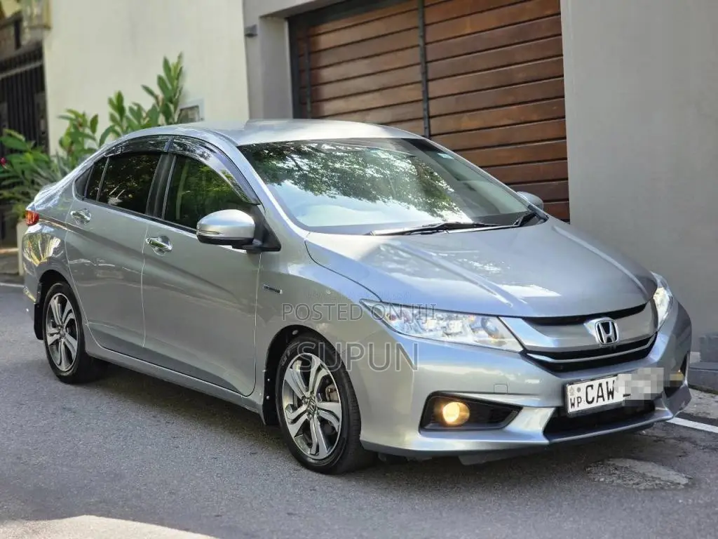 Honda Grace Ex 2015 Car (Used)