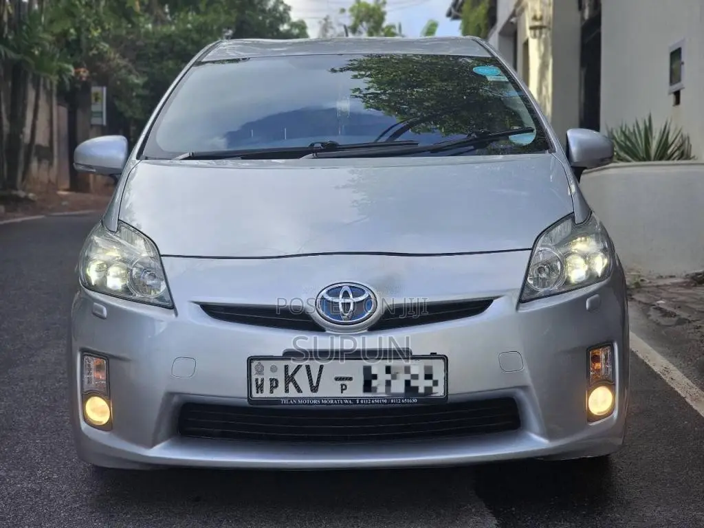 Toyota Prius S Touring 2011 Car (Used)