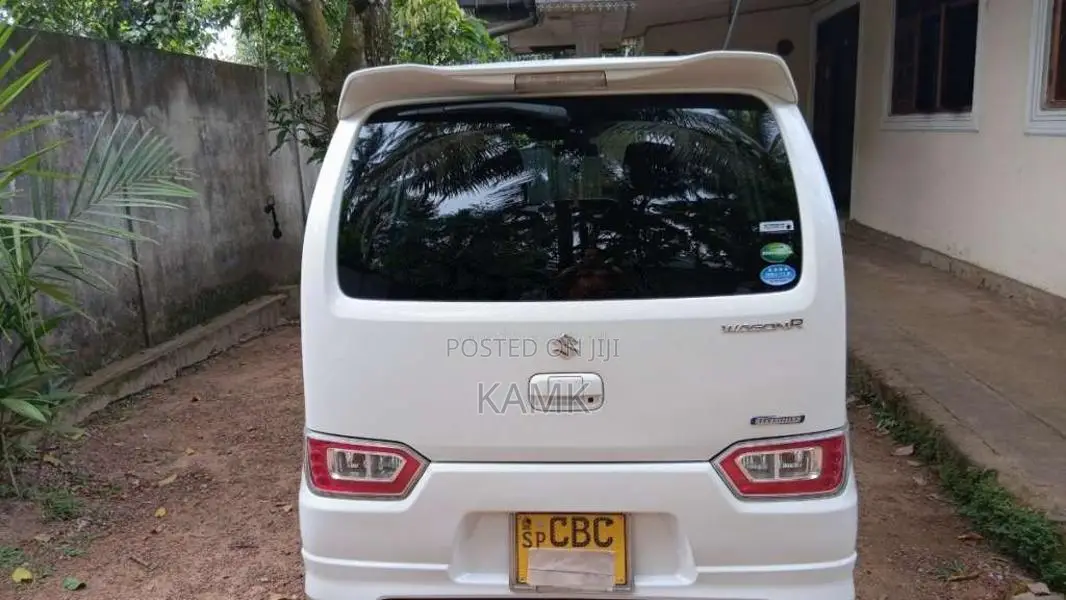 Suzuki WAGON R FZ SAFETY CBC- 2018 Car (Used)