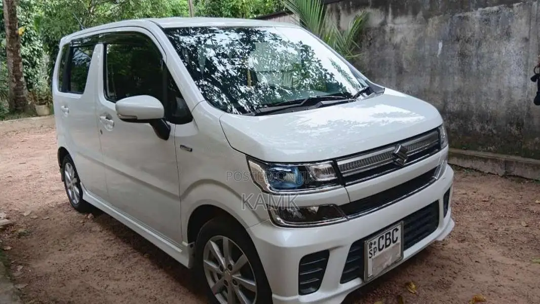Suzuki WAGON R FZ SAFETY CBC- 2018 Car (Used)