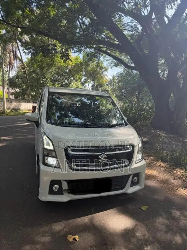 Suzuki Wagon R Stingray 2017 Car (Used)