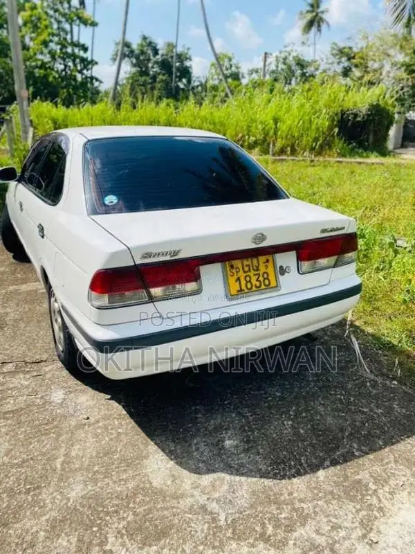 Nissan FB15 2000 Car (Used)