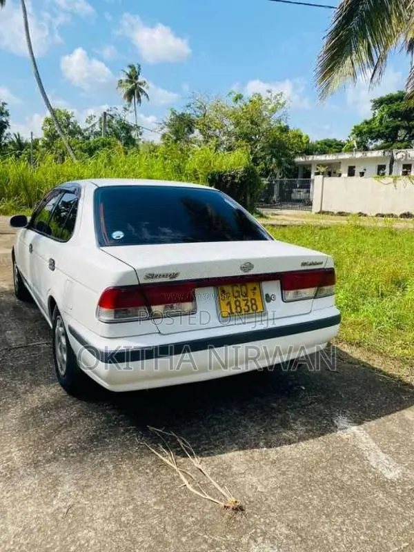 Nissan FB15 2000 Car (Used)