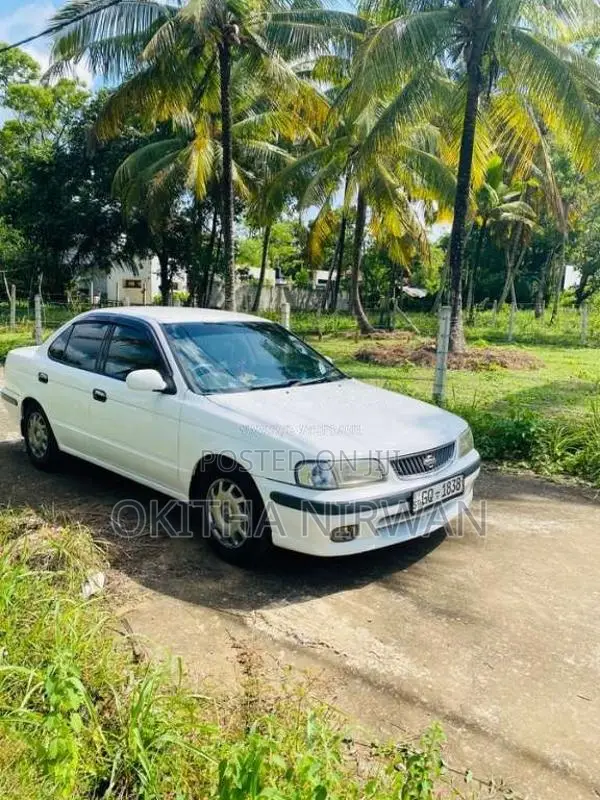 Nissan FB15 2000 Car (Used)