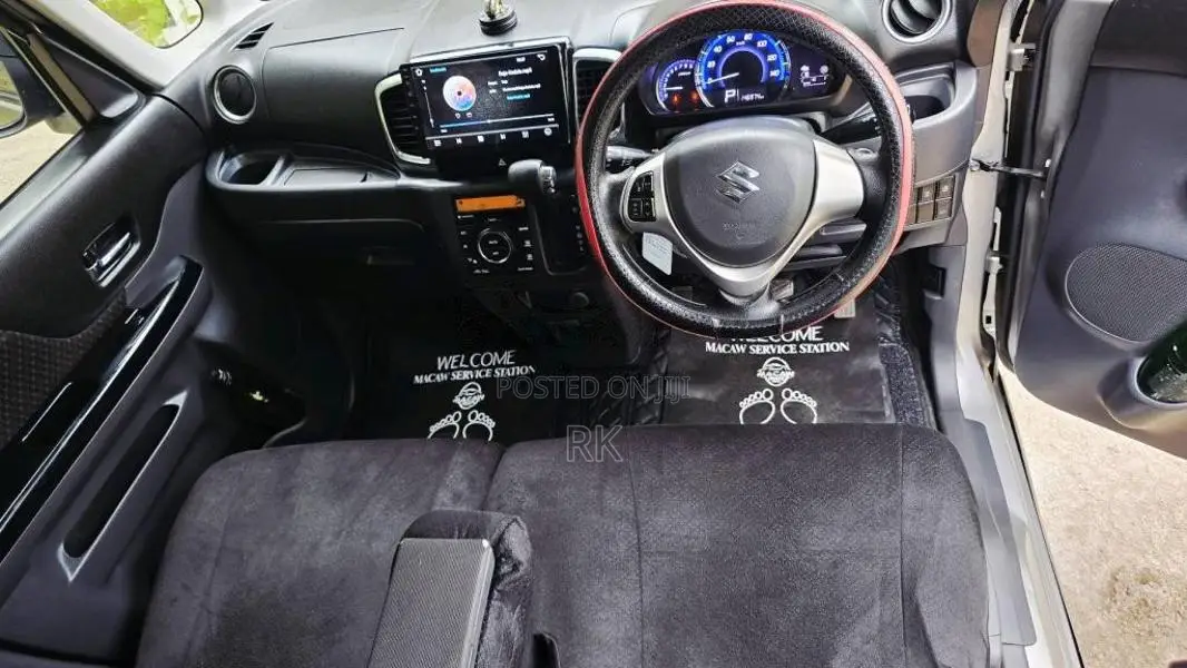 Suzuki Spacia 2015 Car (Used)