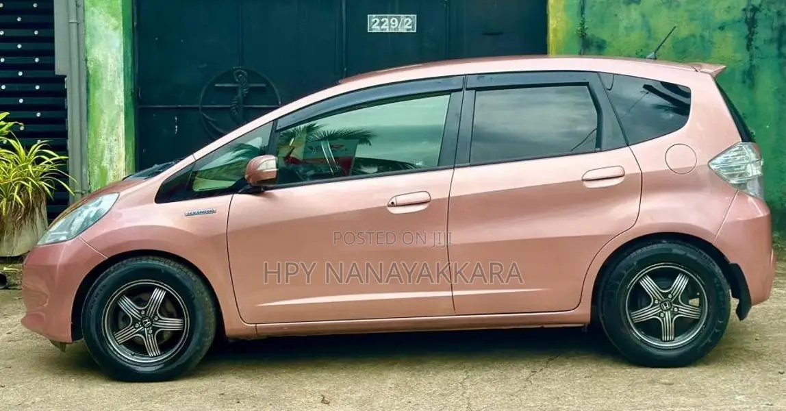Honda FIT GP1 2013 Car (Used)