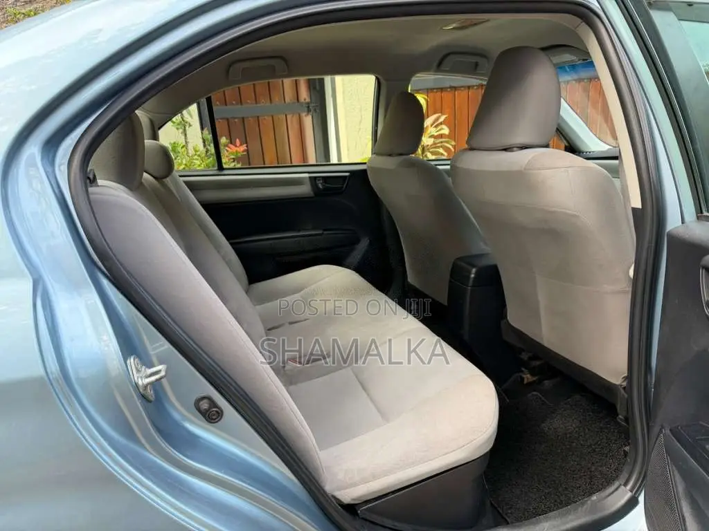 Toyota Axio Hybrid 2013 Car (Used)