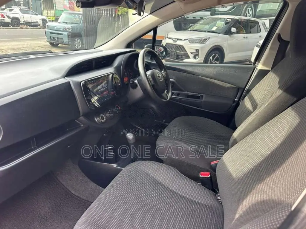 Toyota Vitz Safety 2018 Car (Used)