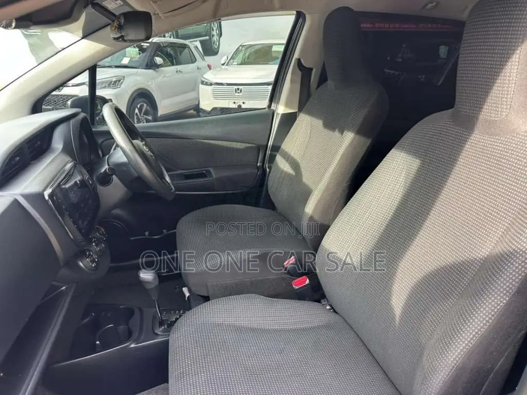 Toyota Vitz Safety 2018 Car (Used)