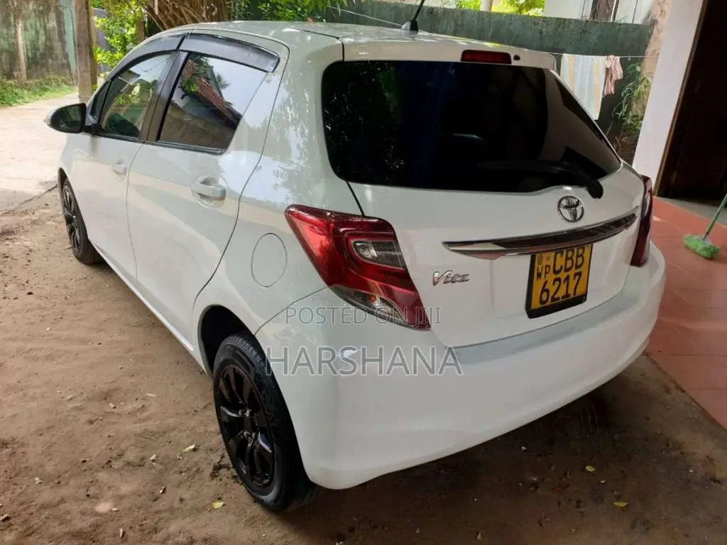 Toyota Vitz Edition 1 2015 Car (Used)