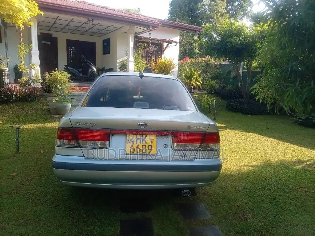 Nissan FB15 2003 Car (Used)