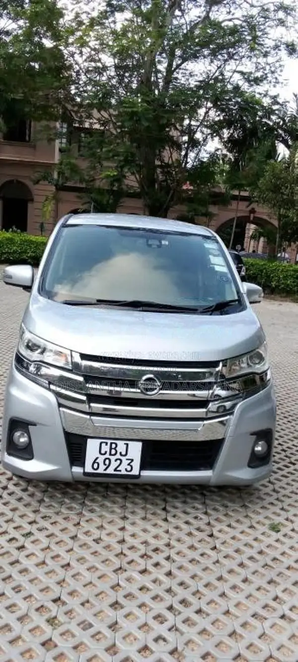Nissan Dayz Highway Star 2017 Car (Used)