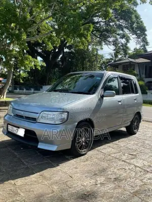 Nissan Cube 2001 Car (Used)