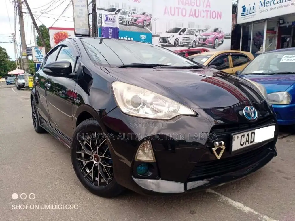 Toyota AQUA S Grade 2014 Car (Used)