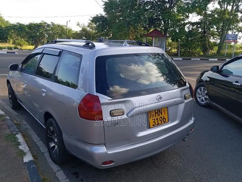 Nissan Wingroad 2001 Car (Used)