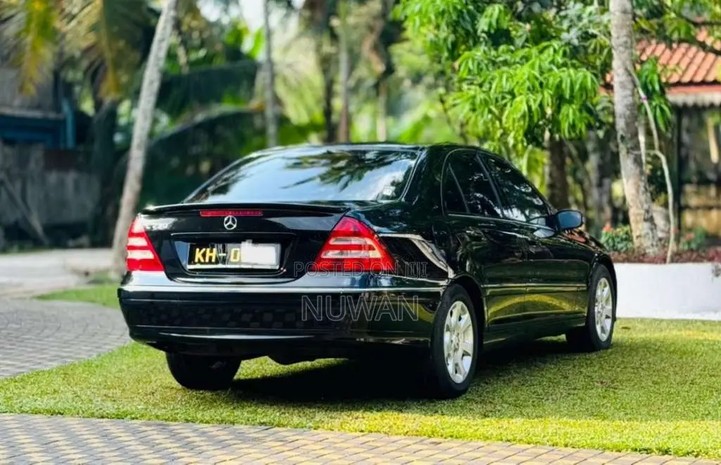 Mercedes-Benz C230 2000 Car (Used)