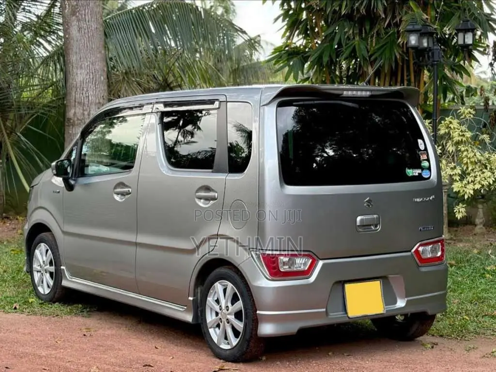Suzuki Wagon R FZ 2017 Car (Used)