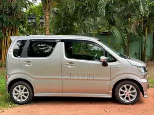 Suzuki Wagon R FZ 2017 Car (Used)