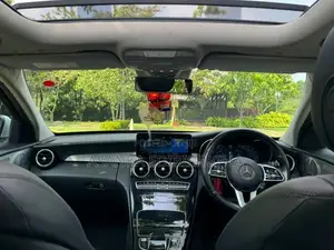 Mercedes-Benz C200 Premium Plus 2019 Car (Used)