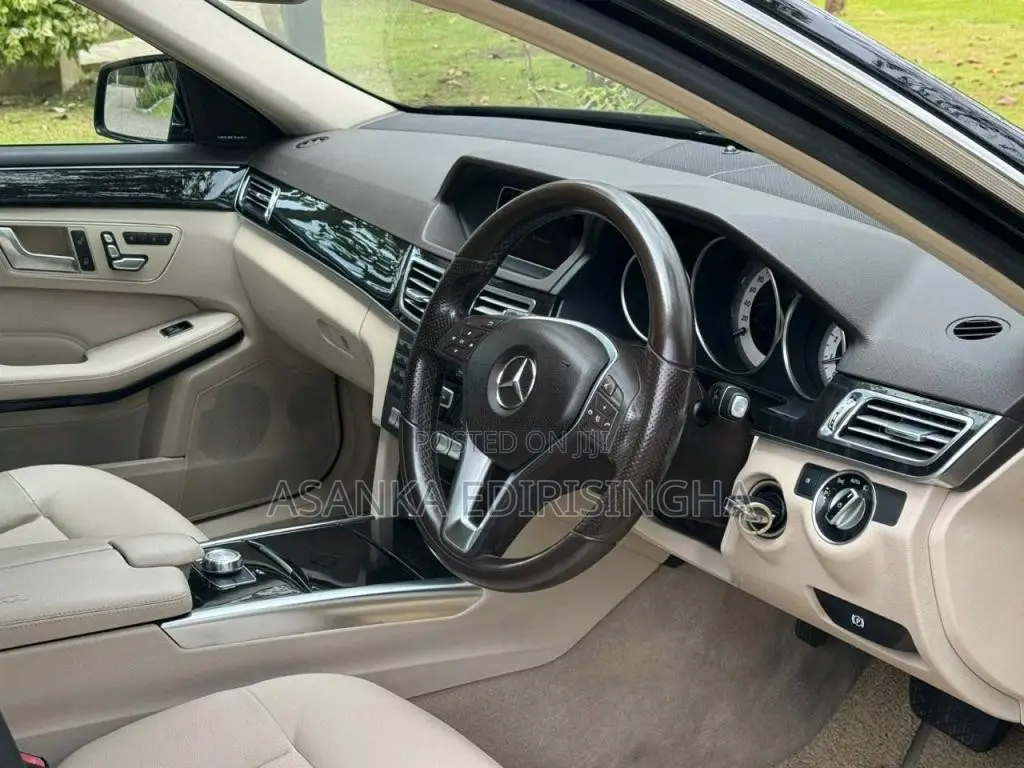 Mercedes-Benz E200 Avantgarde 2013 Car (Used)