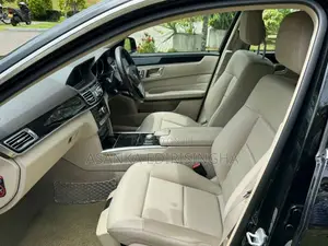 Mercedes-Benz E200 Avantgarde 2013 Car (Used)