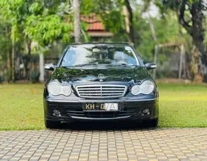 Mercedes-Benz C230 2000 Car (Used)