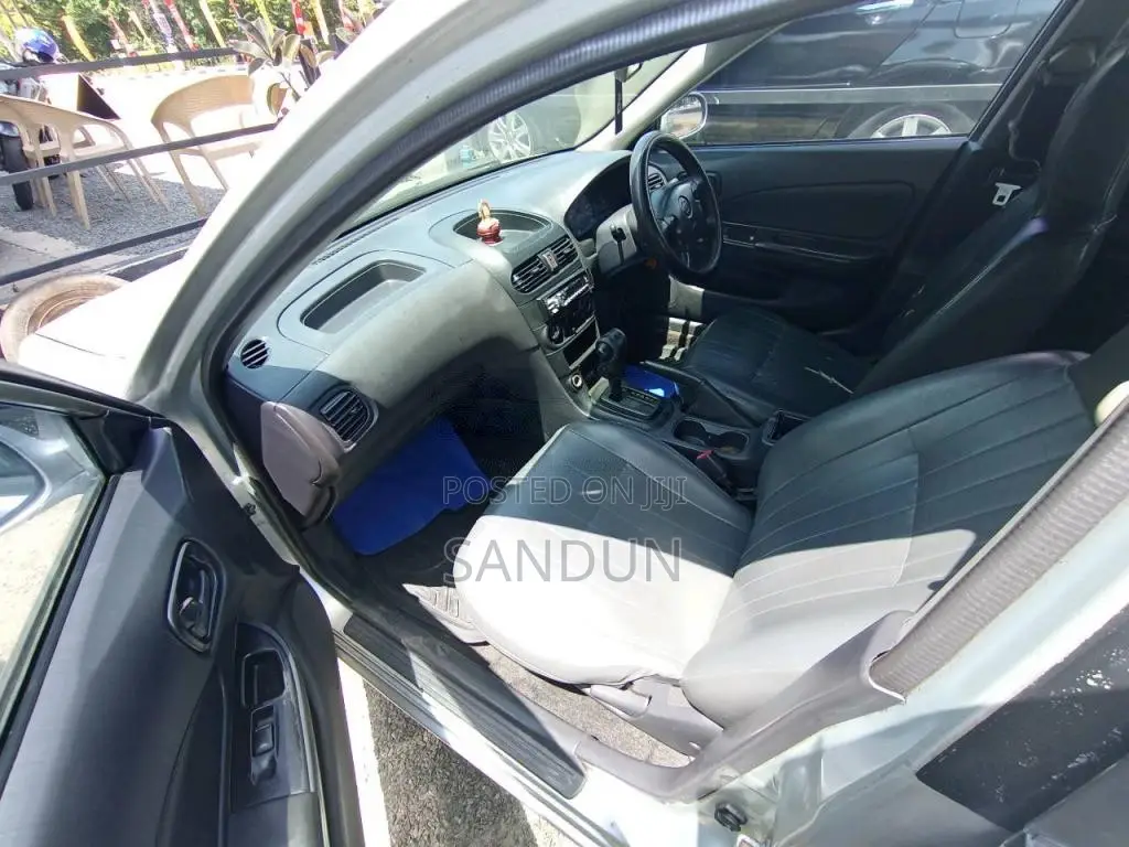 Nissan Wingroad 2001 Car (Used)