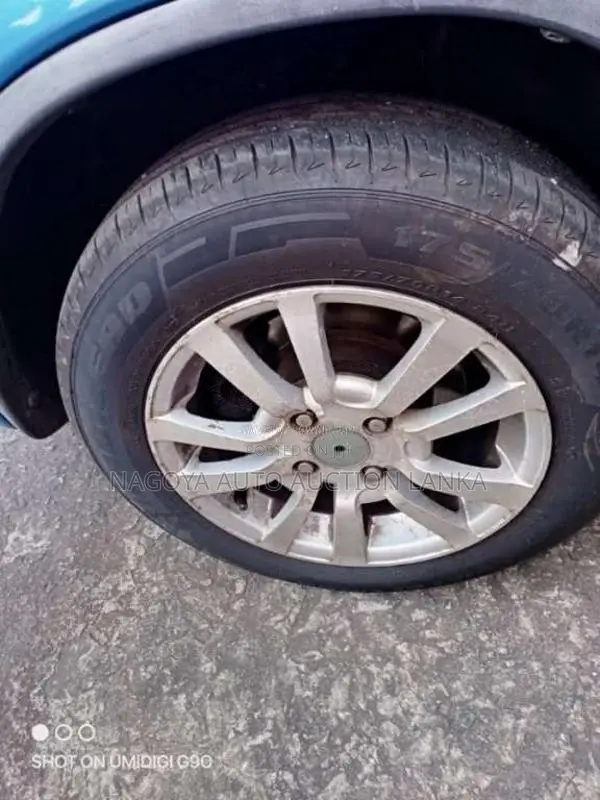 Suzuki SWIFT 2002 Car (Used)