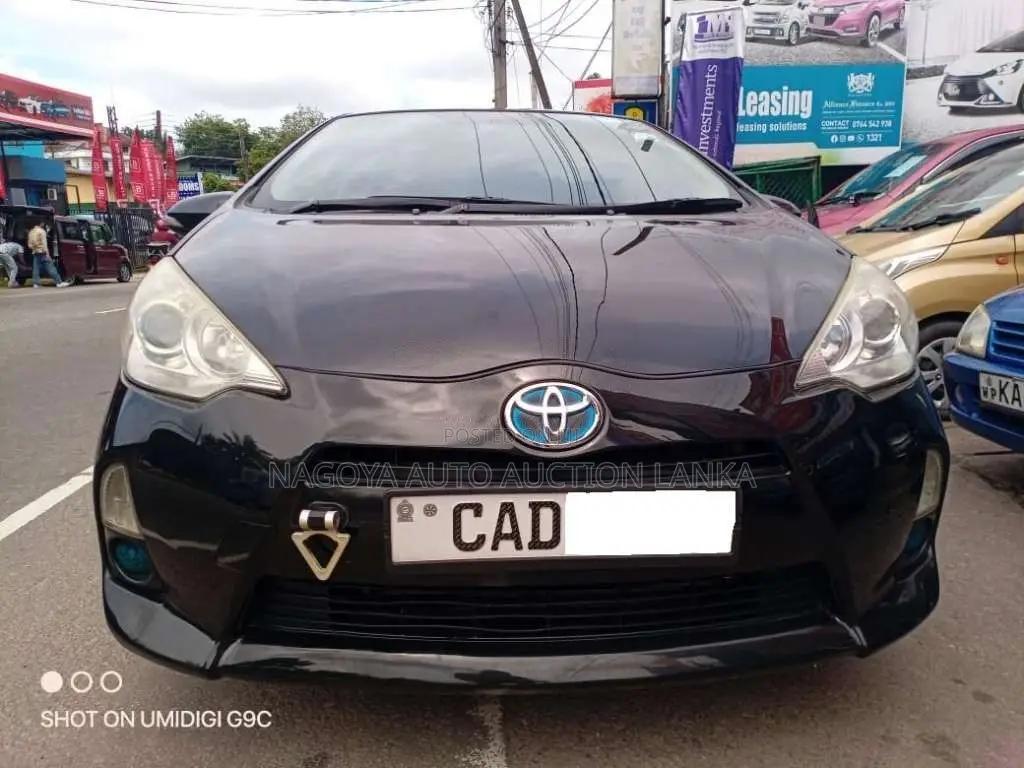 Toyota AQUA S Grade 2014 Car (Used)