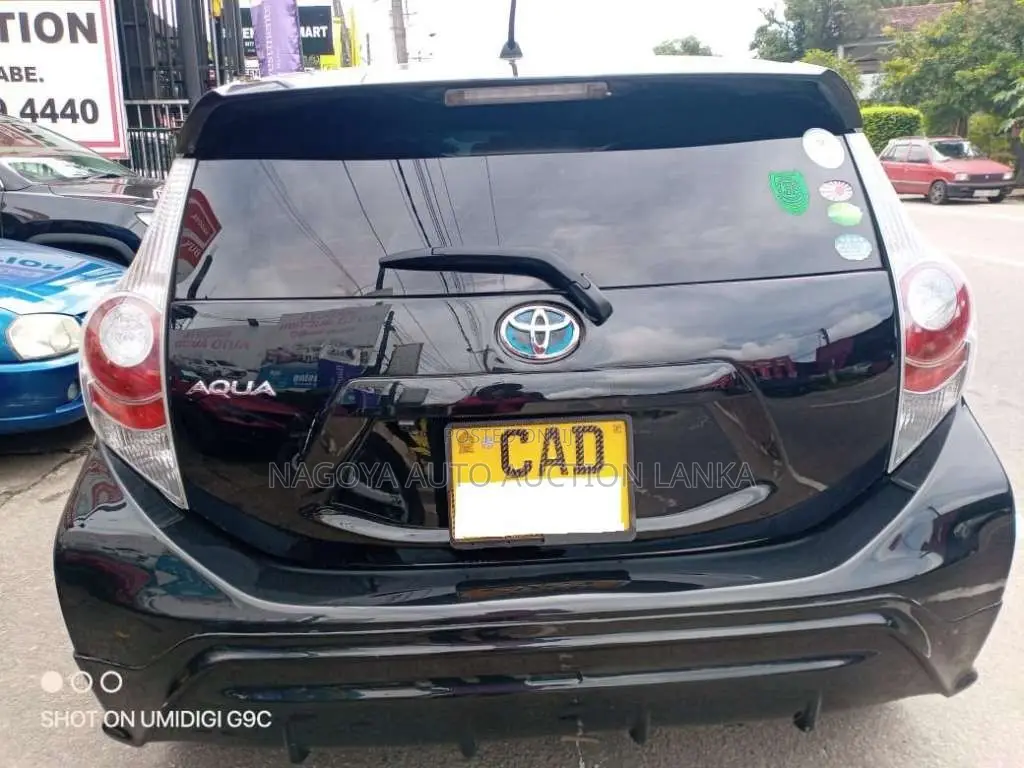 Toyota AQUA S Grade 2014 Car (Used)
