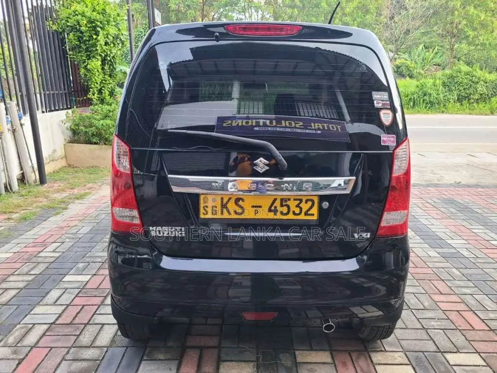 Suzuki Wagon R 2011 Car (Used)