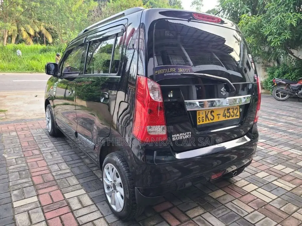 Suzuki Wagon R 2011 Car (Used)