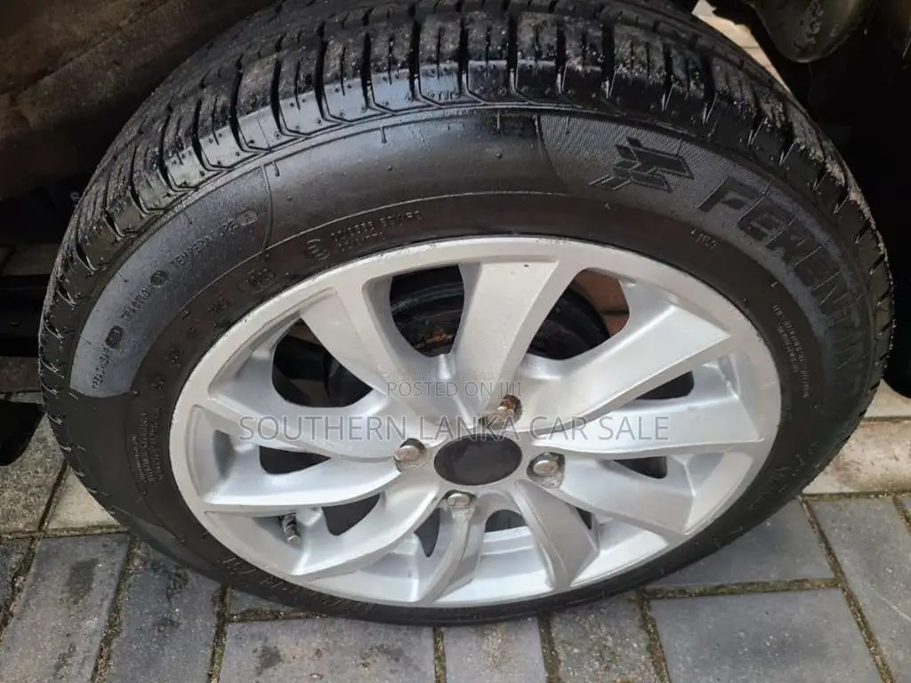 Suzuki Wagon R 2011 Car (Used)