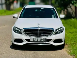 Mercedes-Benz C180 2015 Car (Used)