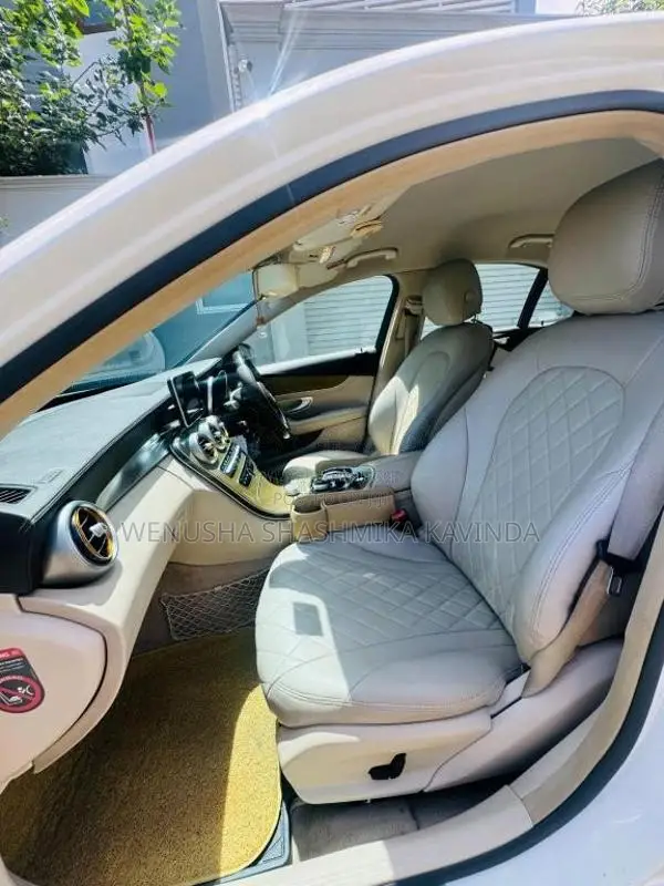 Mercedes-Benz C180 2015 Car (Used)