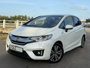 Honda Fit GP5 S Grade 2015 Car (Used)