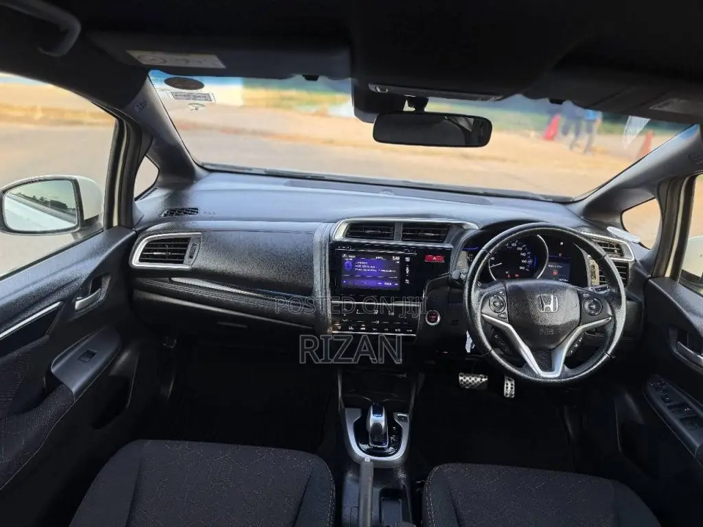Honda Fit GP5 S Grade 2015 Car (Used)