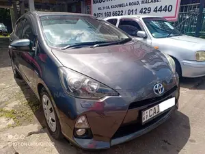 Toyota AQUA S LIMITED 2012 Car (Used)