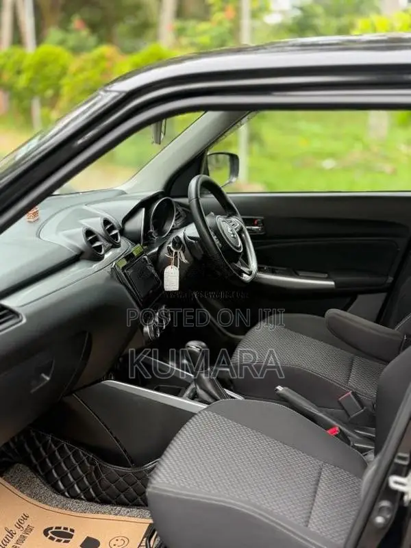 Suzuki Swift Rs Safety Version 2017 Car (Used)