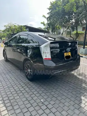 Toyota Prius 2011 Car (Used)