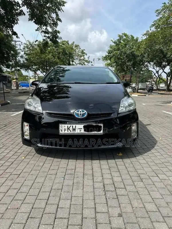 Toyota Prius 2011 Car (Used)