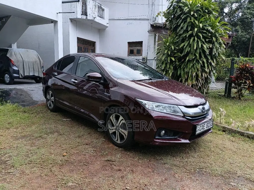 Honda Grace EX 2014 Car (Used)