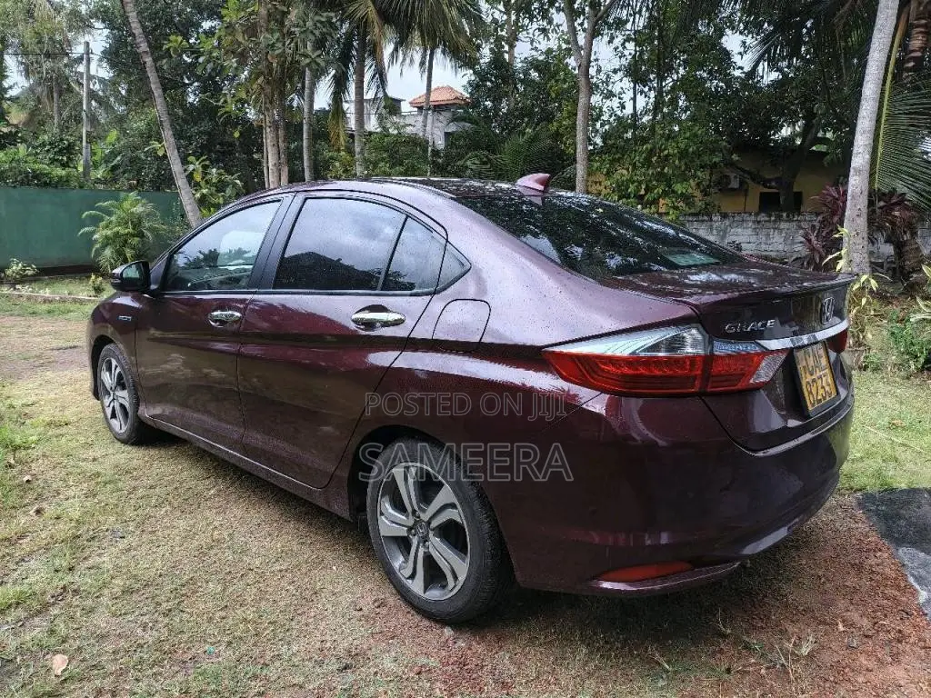 Honda Grace EX 2014 Car (Used)