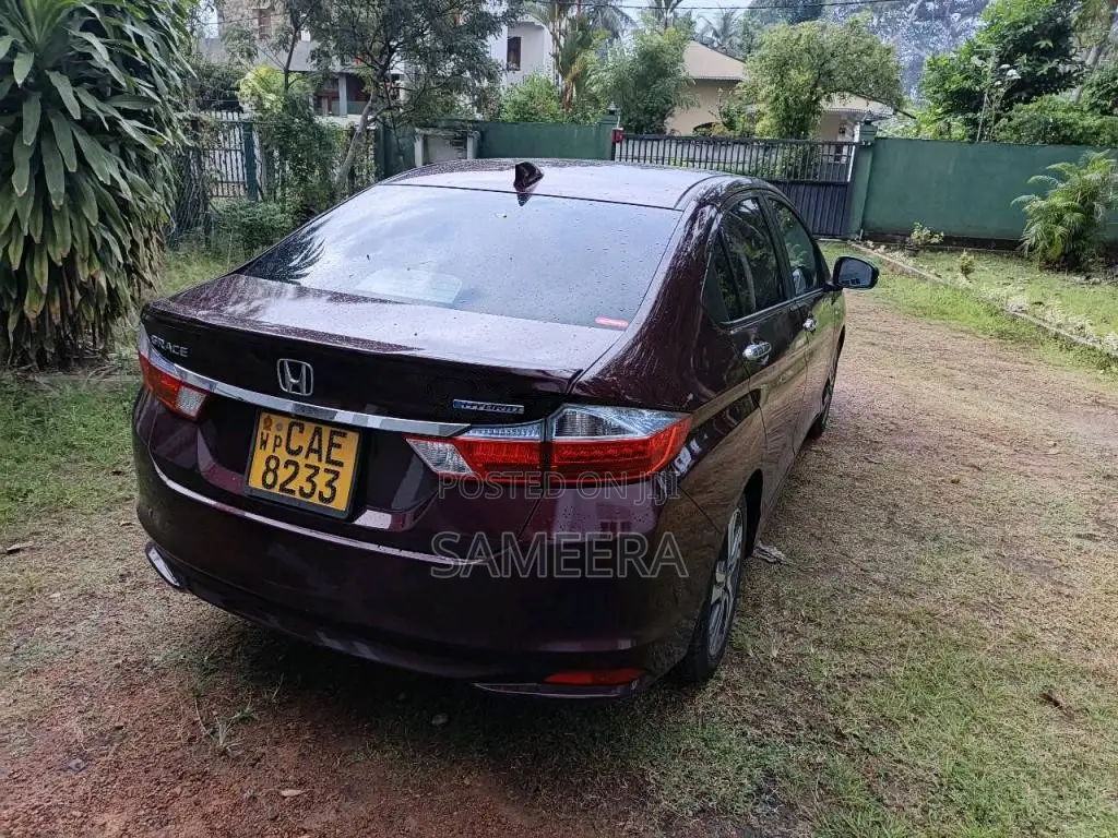 Honda Grace EX 2014 Car (Used)