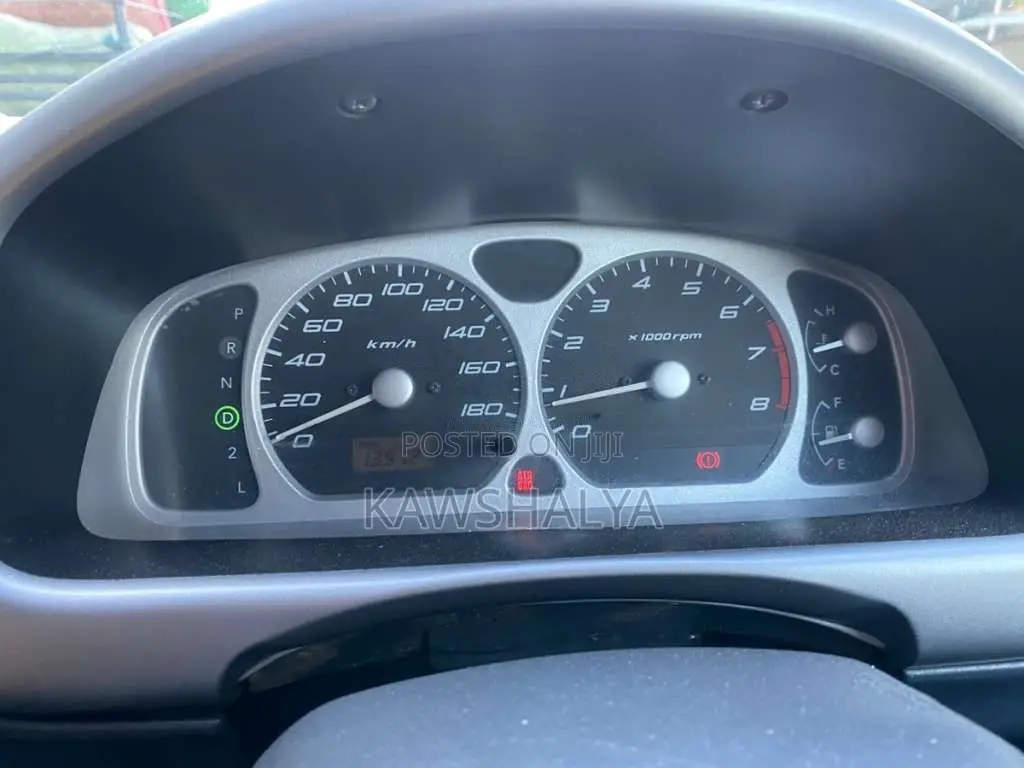 Chevrolet Cruze 2002 Car (Used)