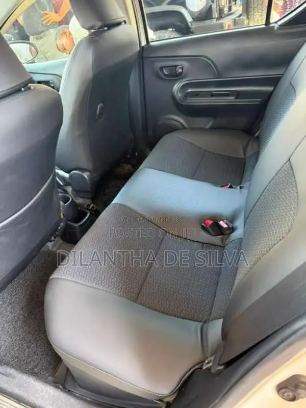 Toyota Aqua 2016 Car (Used)